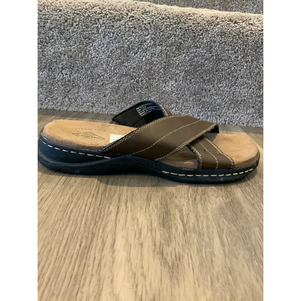 Mens St. John's Bay Sandals Slip-On Size 9 Brown Vacation Boho Scandinavian Euro